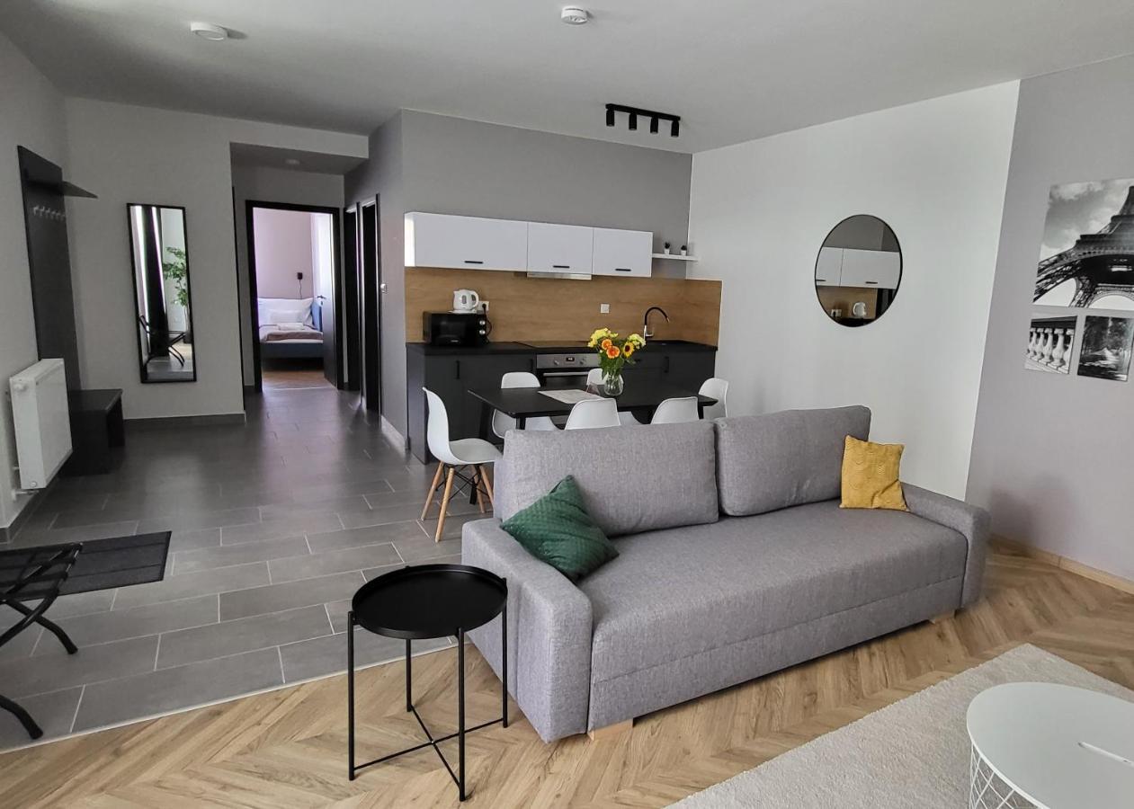 Dotis Apartman ตาตา ภายนอก รูปภาพ